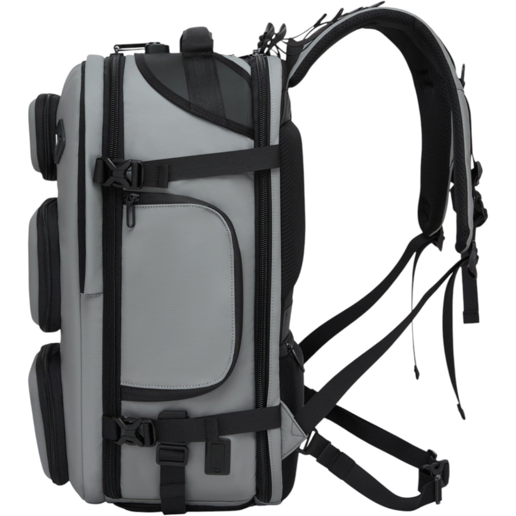 The Backpack Savvy SLEEK